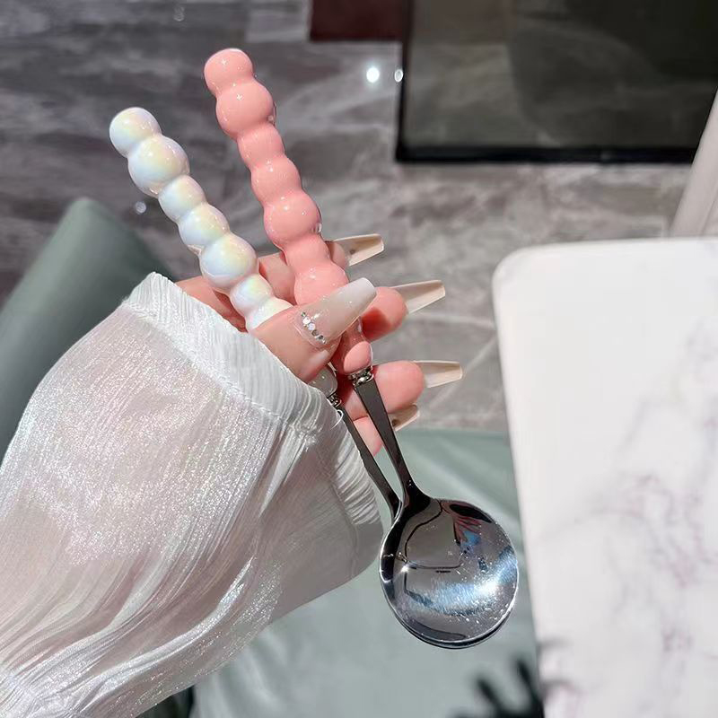 Cuillère à poignée perlée en a - Kitchen Gadgets Pakistan avis et prix